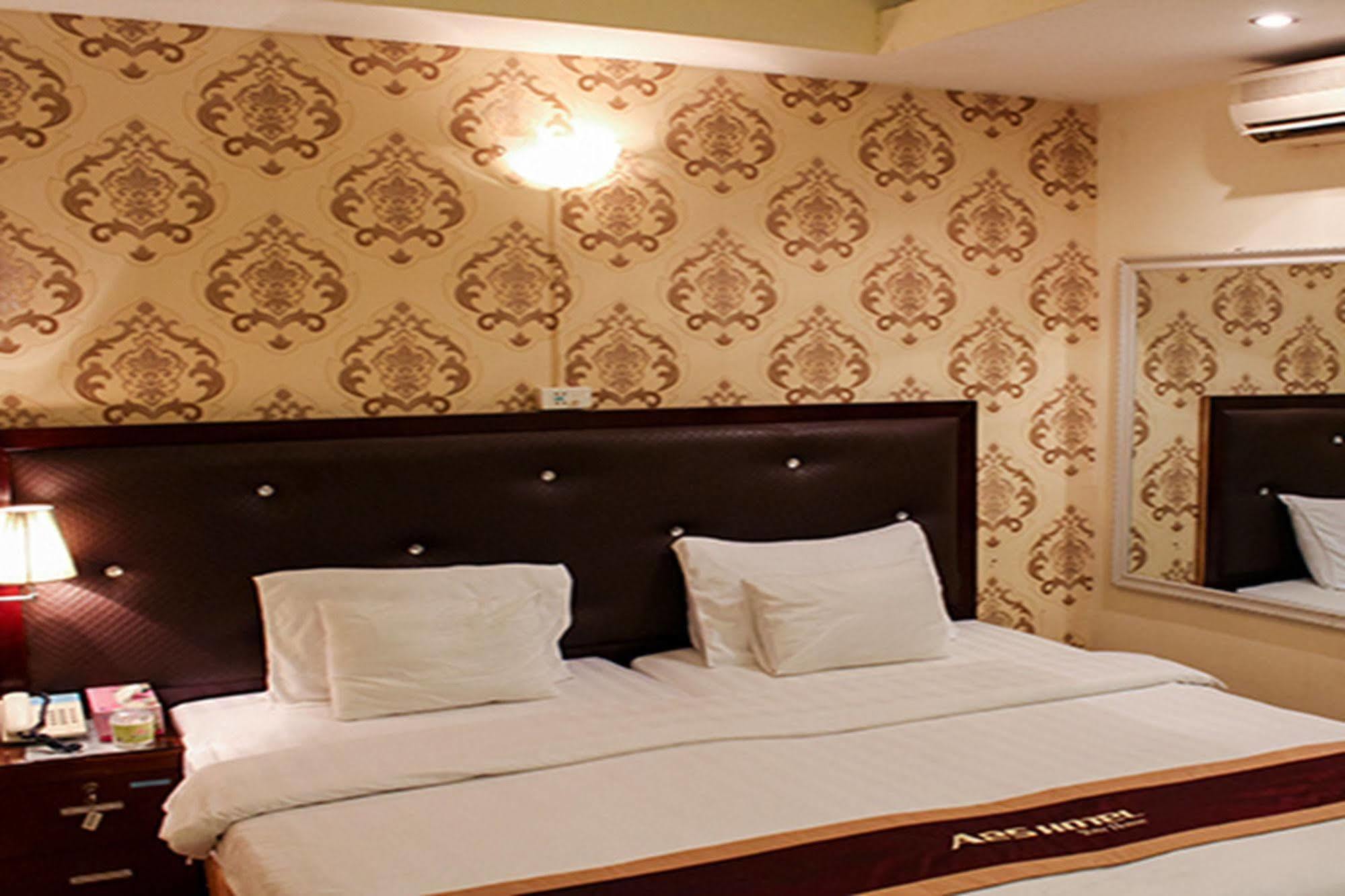 A25 Hotel - 46 Chau Long Hanoi Exterior photo